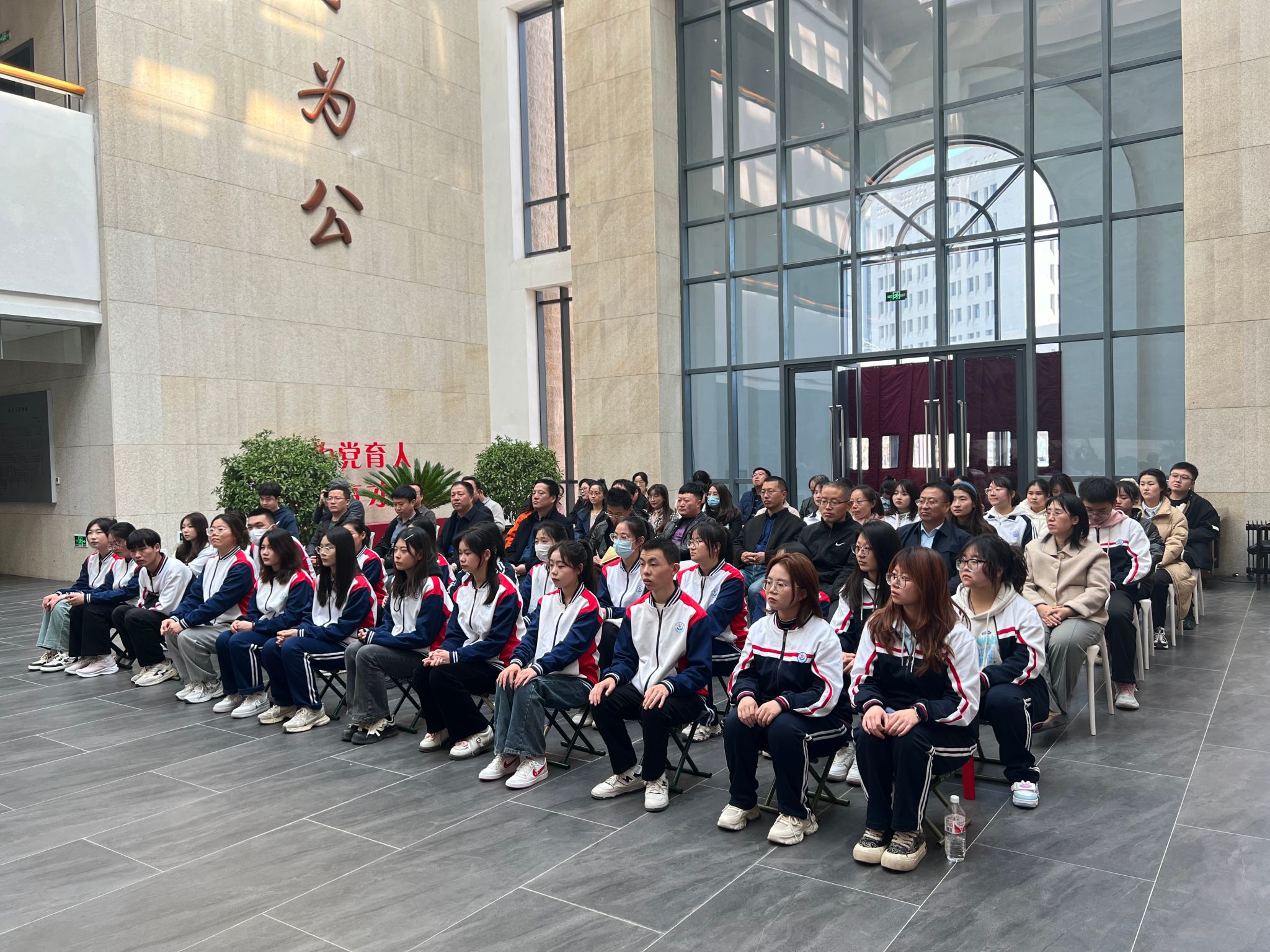 ̿Ժ֯չУʷУ ǿУ黳Уʷݲιۻ